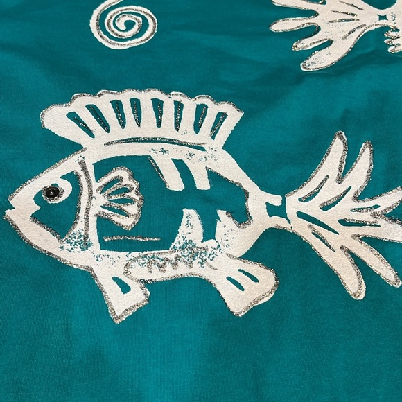 LA Express fish decor T-shirt - Picture 3 of 5
